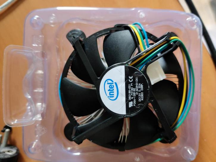 Intel Stock Koeler D60188-001 voor Core 2 Duo E6600, Computers en Software, Computerkoelers, Ophalen