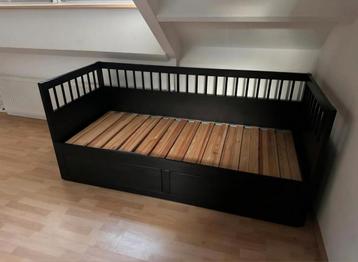 Ikea hemnes bedbank zwartbruin beschikbaar voor biedingen