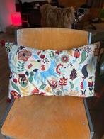 IKEA Kussen met Bloemen en Dier Motief, Ophalen of Verzenden, Zo goed als nieuw, Overige kleuren, Rechthoekig