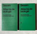 Sesam Atlas bij de biologie, Boeken, Woordenboeken, Gelezen, Ophalen of Verzenden
