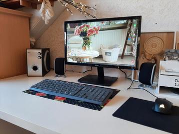 Medion PC met gading videokaart + 12gb ram + accessoires  beschikbaar voor biedingen