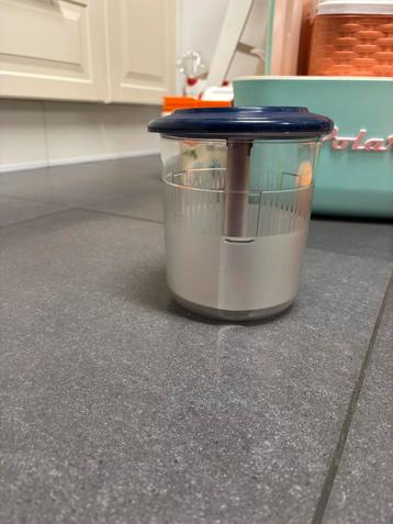 Tupperware olijven of augurken zuurpot beschikbaar voor biedingen