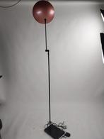 Retro 80 design Queens gallery vloerlamp, Ophalen, Zo goed als nieuw, Metaal, Minder dan 100 cm