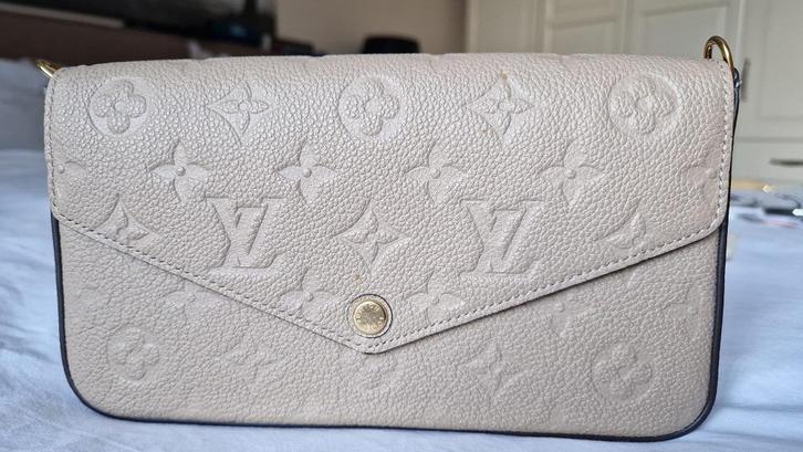 Louis Vuitton Pochette Felicie, Sieraden, Tassen en Uiterlijk, Tassen | Damestassen, Gebruikt, Handtas, Beige, Ophalen of Verzenden