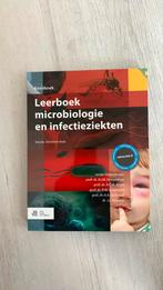 Leerboek microbiologie en infectieziekten, Ophalen of Verzenden, Zo goed als nieuw