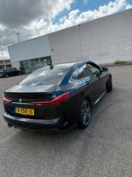BMW 2-Serie Gran Coupé 218i 140pk Aut 2021 Zwart, Auto's, Automaat, Achterwielaandrijving, 1350 kg, Zwart