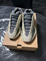Yeezy 700 v3 ‘Fade Salt’, Ophalen, Overige kleuren, Yeezy, Sneakers of Gympen