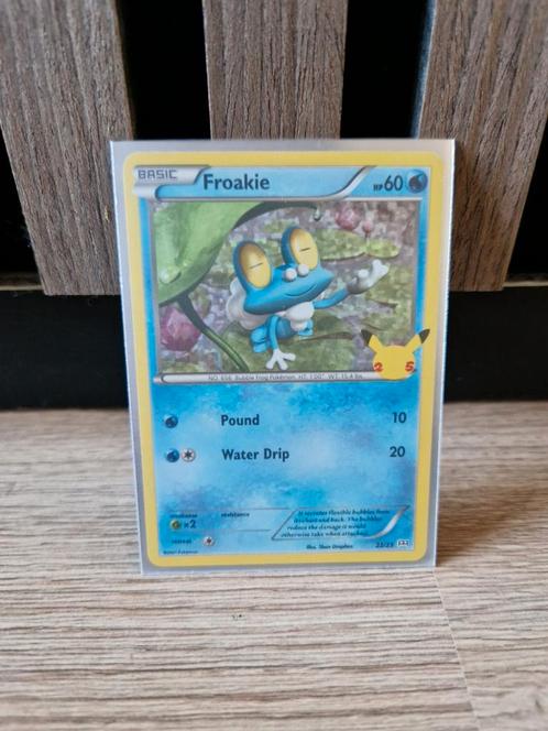 Froakie 22/25 Holo Pokemon McDonald's 25th anniversary, Hobby en Vrije tijd, Verzamelkaartspellen | Pokémon, Zo goed als nieuw