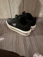 Prada schoenen, Ophalen of Verzenden, Zo goed als nieuw, Schoentjes