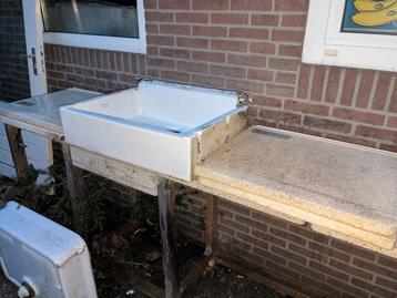 terrazzo keukenblad met losse goorsteen beschikbaar voor biedingen