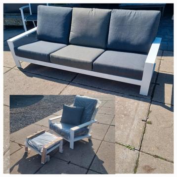 Garden impressions 3zits tuinbank €200 met eventueel stoel beschikbaar voor biedingen