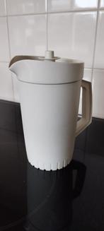Tupperware schenkkan met deksel - nette staat, Ophalen of Verzenden, Gebruikt