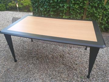Eetkamertafel (160 x 90 x 77 cm) beschikbaar voor biedingen
