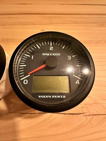Volvo Penta EVC-C meters 