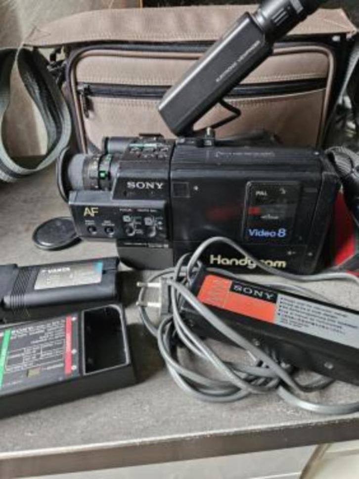 Mooie complete vintage Sony CCD-V50E videocamera Video 8, Audio, Tv en Foto, Videocamera's Analoog, Camera, Hi 8, Ophalen of Verzenden