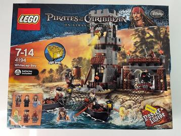 lego set: 4194 - Pirates of the Caribbean: Whitecap Bay beschikbaar voor biedingen