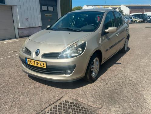 Renault Clio 1.2 16V 55KW 5-DRS E4 2006 Beige, Auto's, Renault, Bedrijf, Clio, Benzine, B, Hatchback, Handgeschakeld, Origineel Nederlands