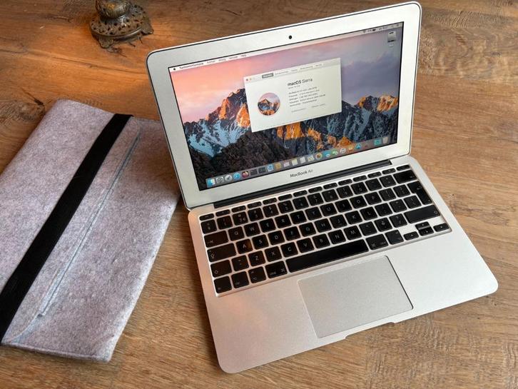 MacBook Air 11 inch - a1370 (met nieuwe accu), Computers en Software, Apple Macbooks, Gebruikt, MacBook Air, 11 inch, Minder dan 2 Ghz