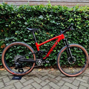 Giant Anthem Advanced Pro Custom Build M Nieuw beschikbaar voor biedingen