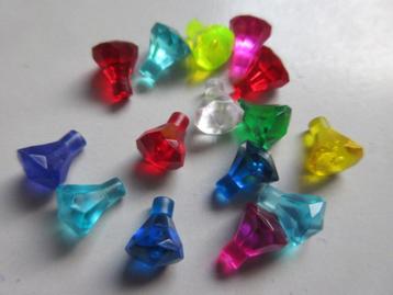 nr. 7475, 15 diamantjes. Verzenden is mogelijk. beschikbaar voor biedingen