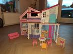 Barbie huis Malibu in goede staat, Ophalen, Zo goed als nieuw, Poppenhuis