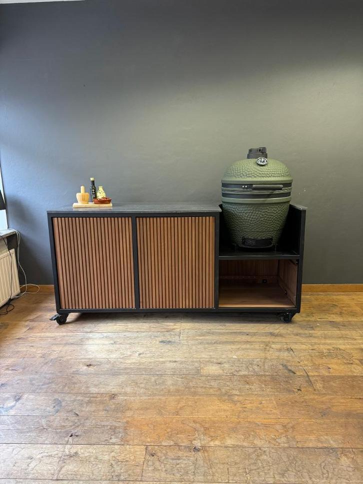 Showroomuitverkoop: Complete buitenkeuken met Kamado!, Tuin en Terras, Buitenkeukens, Nieuw, Houtskool, Inbouw, Ophalen of Verzenden