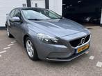 Volvo V40 2.0 T2 Kinetic /Lm velgen/All season banden/Nieuwe, Voorwielaandrijving, 65 €/maand, Stof, Gebruikt