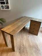 Net onderhouden nageltafel/bureau steigerhout grey wash, Huis en Inrichting, Bureaus, Ophalen, Zo goed als nieuw