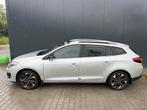 Renault Mégane 1.2 TCE BOSE 85KW Panoramdak camera trekhaak, Auto's, Renault, Voorwielaandrijving, Zwart, 4 cilinders, Leder en Stof