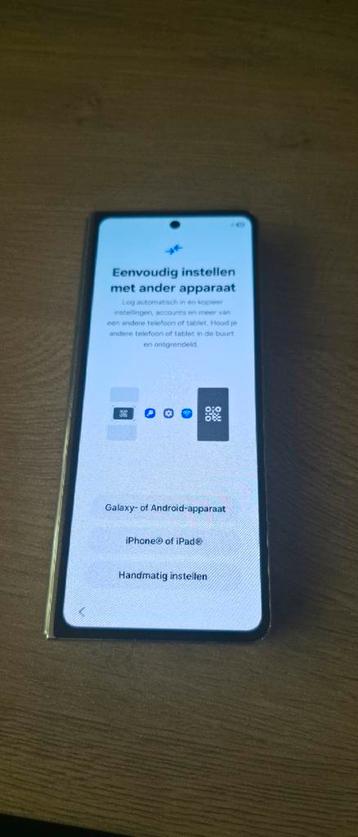 Samsung Galaxy Fold 5 - Goede Staat! beschikbaar voor biedingen