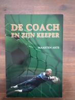 De Coach en zijn Keeper - Maarten Arts, Ophalen of Verzenden, Zo goed als nieuw, Balsport
