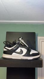 Dunk low panda, Kleding | Heren, Schoenen, Ophalen of Verzenden, Zo goed als nieuw, Sneakers of Gympen, Nike