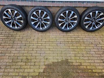 Originele 18inch Mazda cx3 velgen nieuwe all season banden beschikbaar voor biedingen