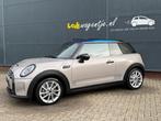 Mini Mini Electric 33 kWh *panorama *camera *adapt. cruise, Auto's, Adaptive Cruise Control, Gebruikt, 33 kWh, 4 stoelen