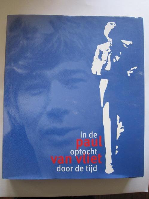 Paul van Vliet - In de optocht door de tijd, Boeken, Kunst en Cultuur | Dans en Theater, Zo goed als nieuw, Cabaret, Ophalen