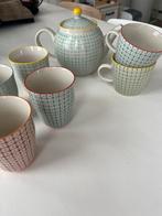 Bloomingville servies en theepot, Ophalen of Verzenden, Zo goed als nieuw, Overige stijlen, Kop(pen) en/of Schotel(s)