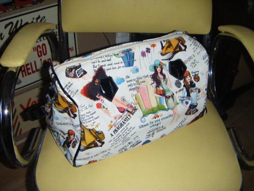 Retro schoudertas,damestas,pin-up,fifties stijl,vintage,igst, Verzamelen, Retro, Ophalen of Verzenden