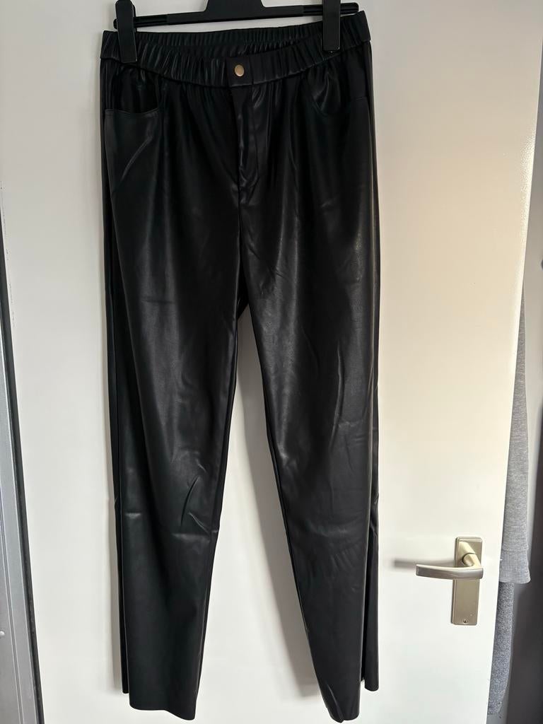 Norah Zwarte Broek Maat 44, Zwart, Maat 42/44 (L), Nieuw, Ophalen of Verzenden