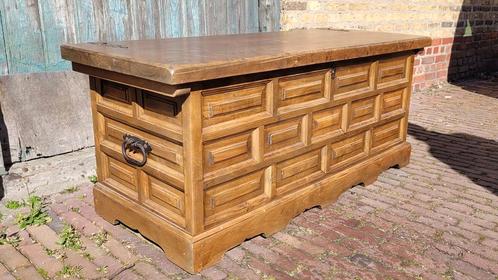 Dekenkist, Huis en Inrichting, Woonaccessoires | Kisten, Gebruikt, 50 tot 75 cm, 100 tot 125 cm, 150 tot 200 cm, Grenenhout, Ophalen