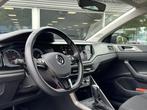 Volkswagen Polo 1.0 TSI R-Line | LED | Camera | Navi | CarPl, Stof, Gebruikt, Met garantie (alle), 1096 kg