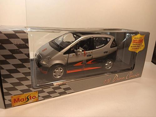 Mercedes Benz A- klasse #8 hakkinen F1 maisto, Hobby en Vrije tijd, Modelauto's | 1:18, Zo goed als nieuw, Auto, Maisto, Ophalen of Verzenden