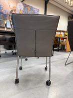 2 Nieuw Design on Stock Amra Eetkamerstoel grijs leer Wielen, Twee, Leer, Ophalen of Verzenden, Grijs