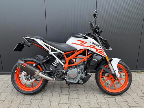 Nette KTM 390 Duke ABS A2 - 2017 - NL motor - Akrapovic, Motoren, Motoren | KTM, Bedrijf, Naked bike, 12 t/m 35 kW, 1 cilinder
