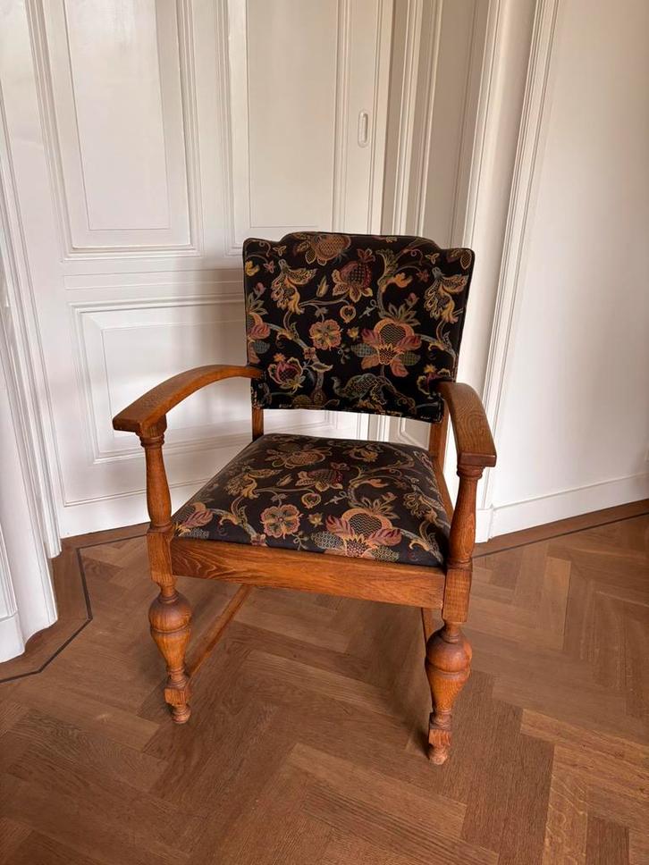 Eikenhouten armstoel 1930 volledig opgeknapt (2stuks), Antiek en Kunst, Antiek | Meubels | Stoelen en Banken, Ophalen