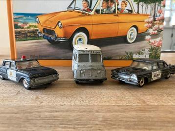 Dinky toys en lion car, Plymouth/ford/commer beschikbaar voor biedingen