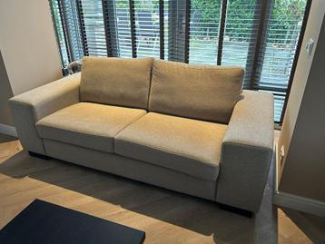 Mooie 2-zits bank te koop!