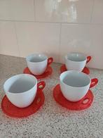 4 x Capuccino / koffie kop met schotel NIEUW, Ophalen of Verzenden, Zo goed als nieuw, Overige stijlen, Kop(pen) en/of Schotel(s)
