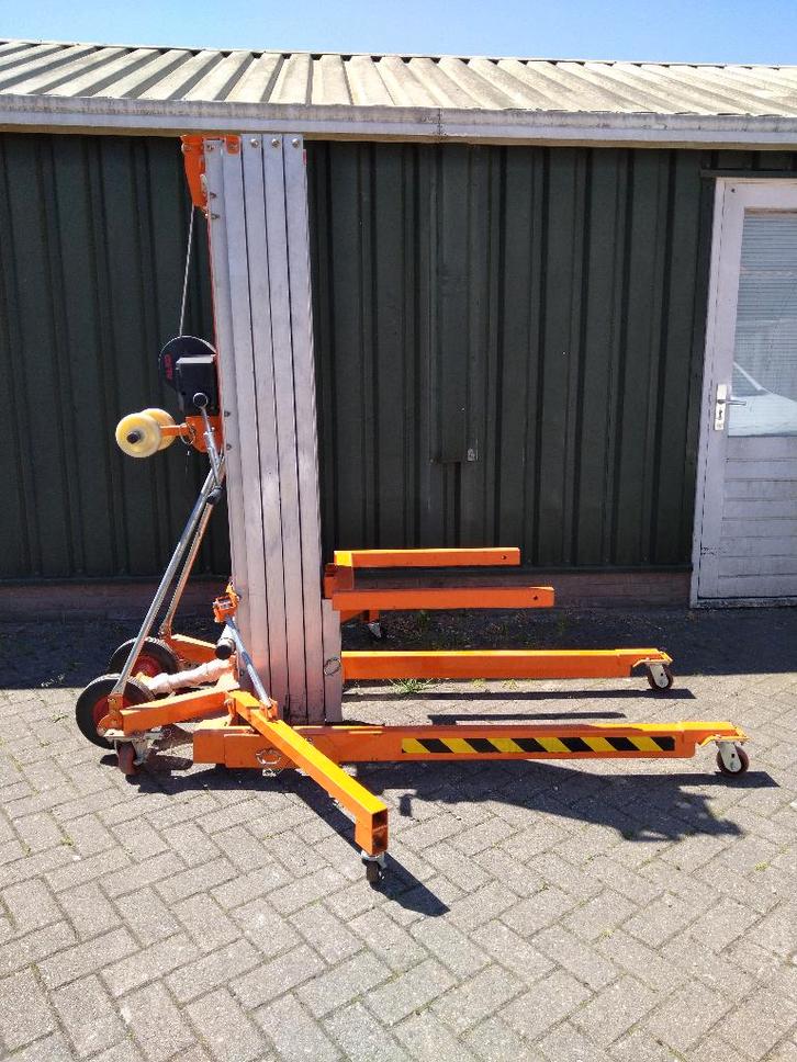 Kanaallift / montagelift / materiaallift / handlift, Doe-het-zelf en Verbouw, Lieren en Takels, Gebruikt, Handmatig, Ophalen