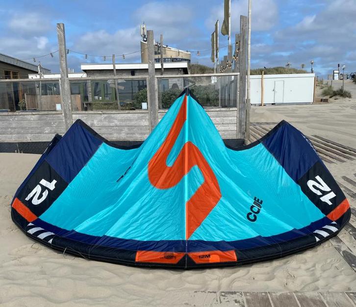 Slingshot code, diverse maten (demo), Watersport en Boten, Kitesurfen, Zo goed als nieuw, Kite, 10 m², Geen board, Ophalen of Verzenden