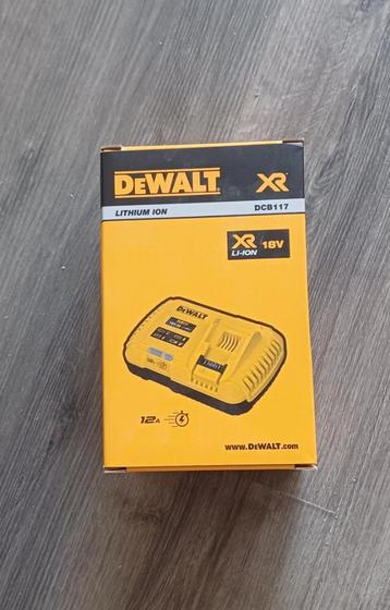 DeWALT DCB117 Snellader 12A 18V / 54V XR beschikbaar voor biedingen